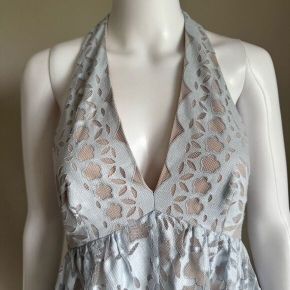 BCBGMAXAZRIA Blue Ruffle Lace Halter Dress - Picture 4 of 10